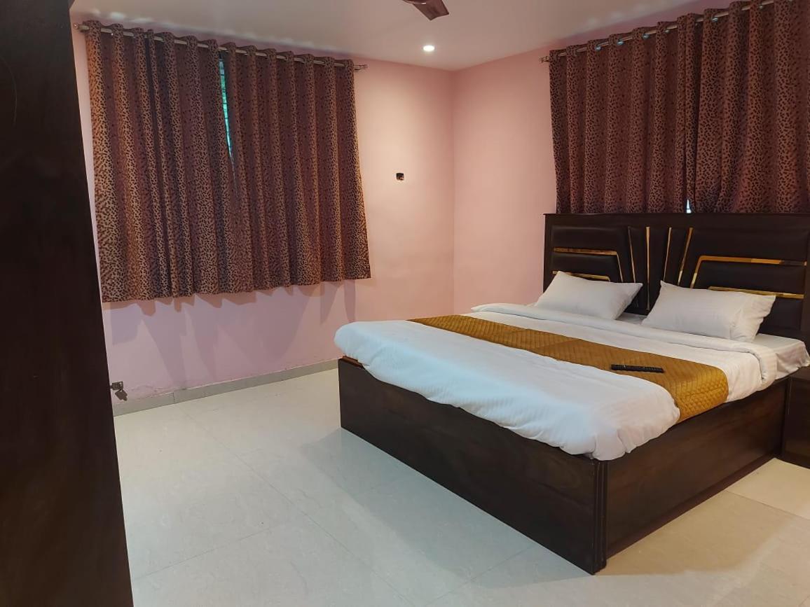 The Village Resorts Karjat Phòng bức ảnh