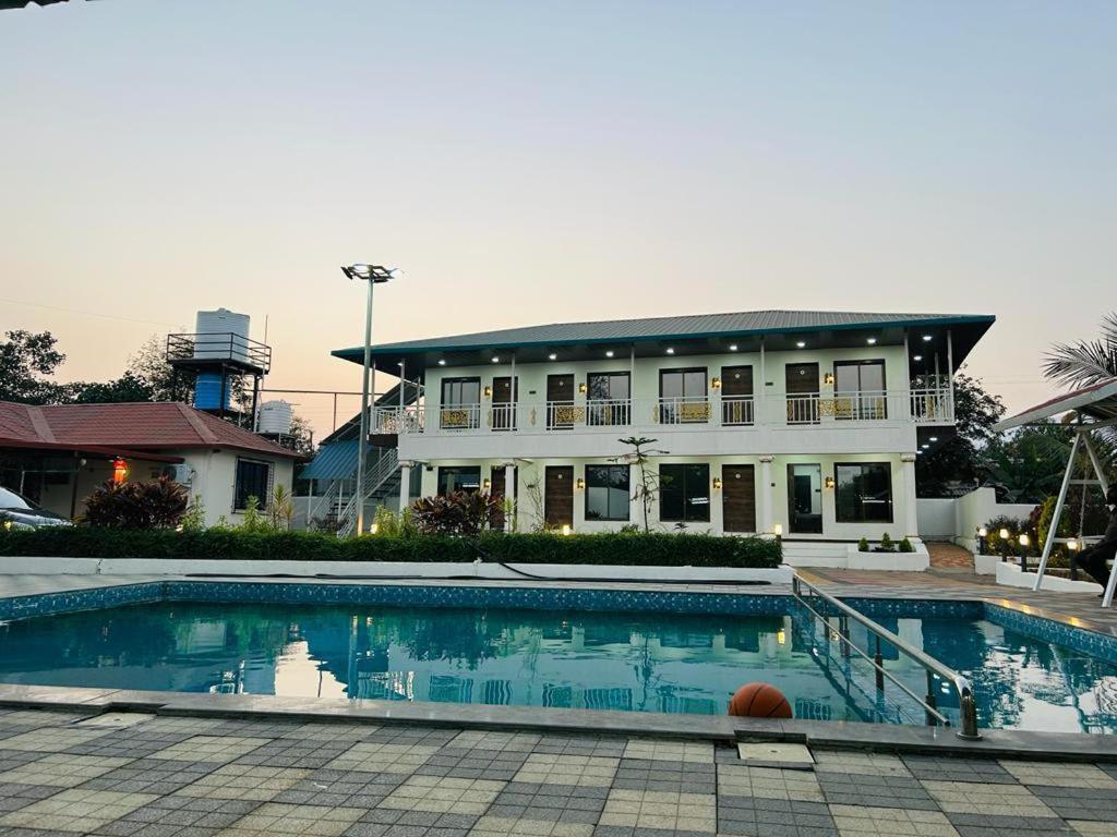 The Village Resorts Karjat Ngoại thất bức ảnh